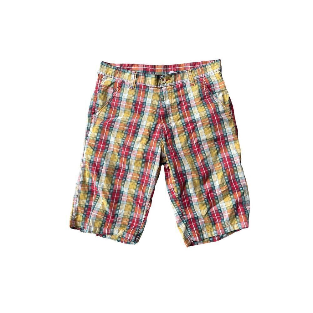 Creating Limitless Heights plaid shorts long 36x15
